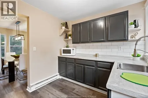 2123 Ontario Street Windsor ON N8Y 1N4