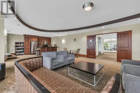 234 Rideau Street Ottawa ON K1N 0A9
