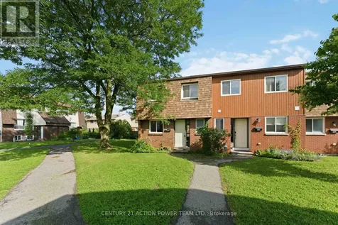 39 Woodvale Green Drive Ottawa ON K2G 4H3
