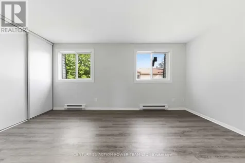 39 Woodvale Green Drive Ottawa ON K2G 4H3