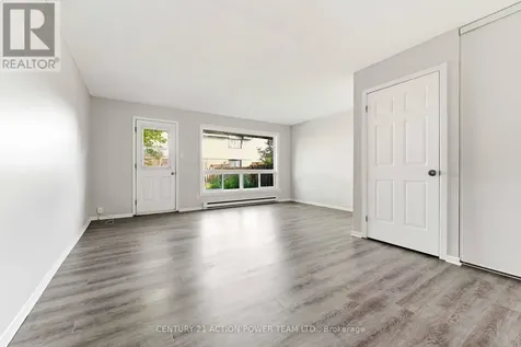 39 Woodvale Green Drive Ottawa ON K2G 4H3