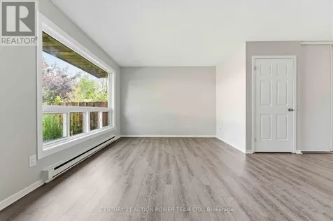 39 Woodvale Green Drive Ottawa ON K2G 4H3