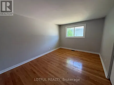 2647 Priscilla Street Ottawa ON K2B 7C8