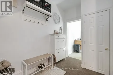 199 Henderson Avenue Ottawa ON K1N 7P7