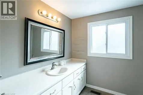 277 Canterbury Drive Waterloo ON N2K 3C4