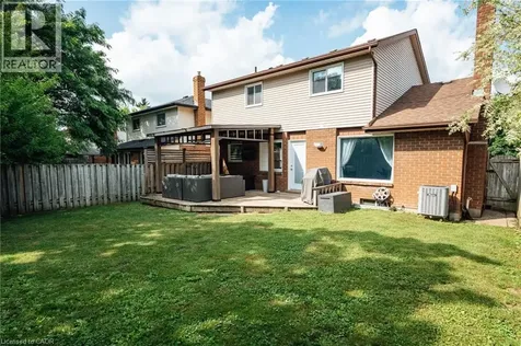 277 Canterbury Drive Waterloo ON N2K 3C4
