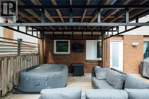 277 Canterbury Drive Waterloo ON N2K 3C4