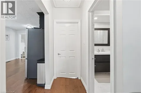 21 Renfrew Street East Haldimand County ON N3W 1E8