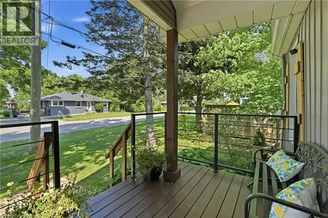 21 Renfrew Street East Haldimand County ON N3W 1E8