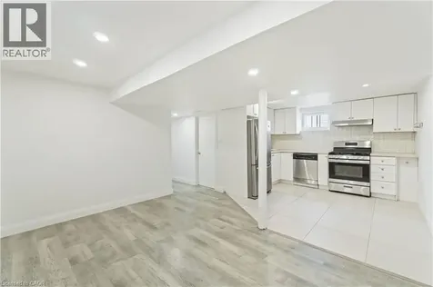 65 Almond Street Welland ON L3B 3P6