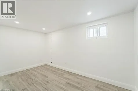 65 Almond Street Welland ON L3B 3P6