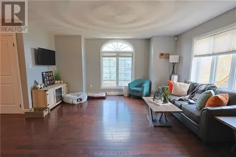 312 Braemore Crescent Garson ON P3L 0A2