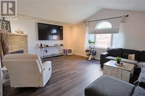 312 Braemore Crescent Garson ON P3L 0A2