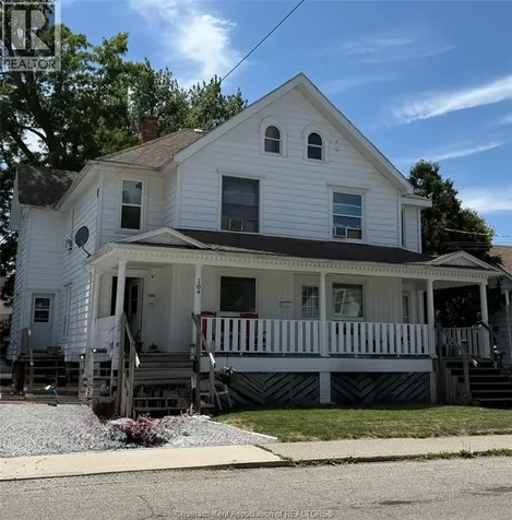 162/164 Raleigh Street Chatham ON N7M 2N3