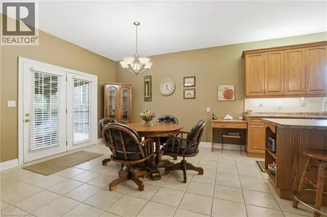 19 Green Pointe Drive Welland ON L3C 6Y2