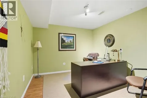 19 Green Pointe Drive Welland ON L3C 6Y2