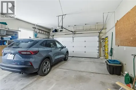 19 Green Pointe Drive Welland ON L3C 6Y2