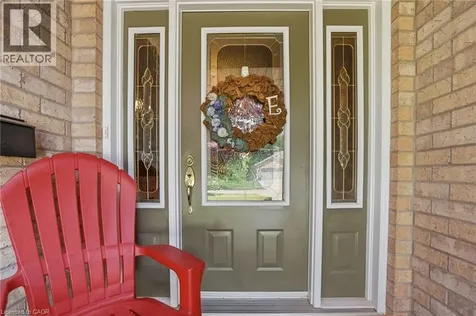 19 Green Pointe Drive Welland ON L3C 6Y2