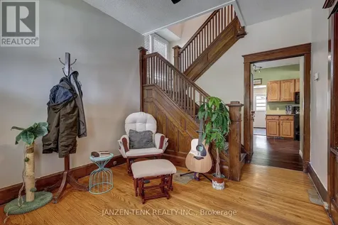 17 King Street Tillsonburg ON N4G 3E3