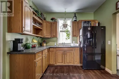 17 King Street Tillsonburg ON N4G 3E3