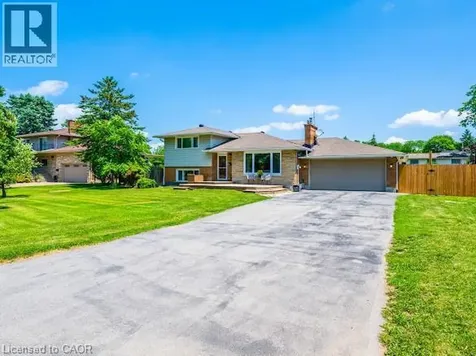 16 Woodmount Drive St. Catharines ON L2T 2X9