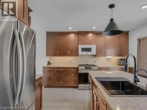 16 Woodmount Drive St. Catharines ON L2T 2X9