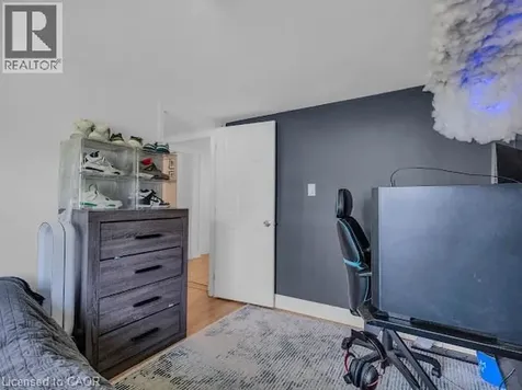 16 Woodmount Drive St. Catharines ON L2T 2X9