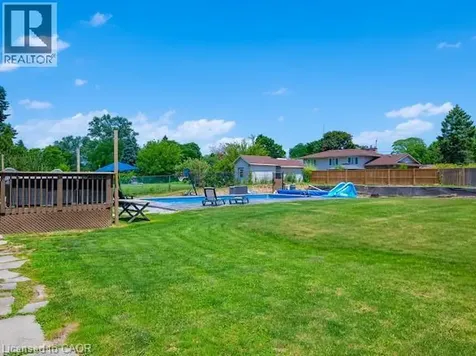 16 Woodmount Drive St. Catharines ON L2T 2X9