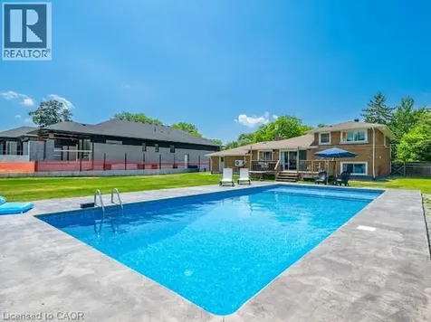 16 Woodmount Drive St. Catharines ON L2T 2X9