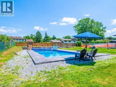 16 Woodmount Drive St. Catharines ON L2T 2X9