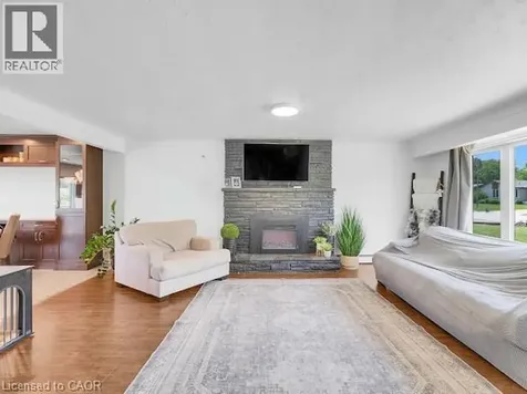 16 Woodmount Drive St. Catharines ON L2T 2X9