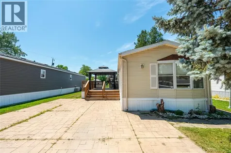 9385 Ipperwash Road Lambton Shores ON N0N 1J3