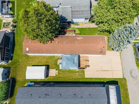 9385 Ipperwash Road Lambton Shores ON N0N 1J3