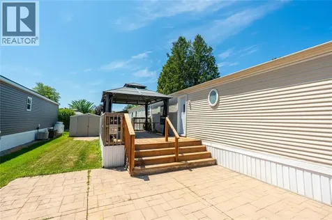 9385 Ipperwash Road Lambton Shores ON N0N 1J3