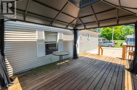 9385 Ipperwash Road Lambton Shores ON N0N 1J3