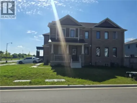 14 Lilac Circle Caledonia ON N3W 0H5
