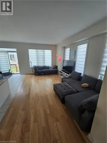 14 Lilac Circle Caledonia ON N3W 0H5