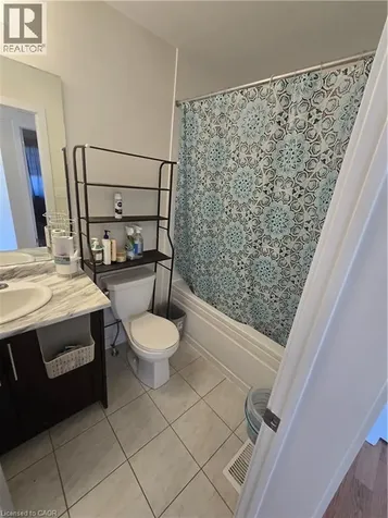 14 Lilac Circle Caledonia ON N3W 0H5