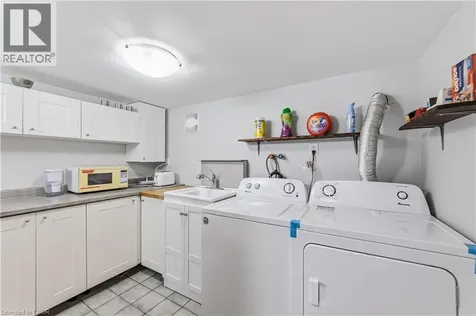 197 East 12th Street Hamilton ON L9A 3X5