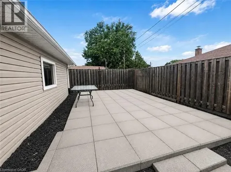 144 Winchester Boulevard Hamilton ON L8T 2N2