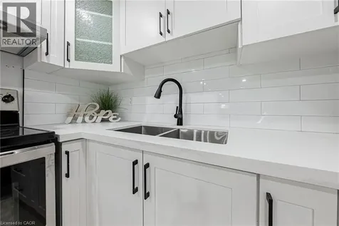 22 William Johnson Street Stoney Creek ON L8J 1B4