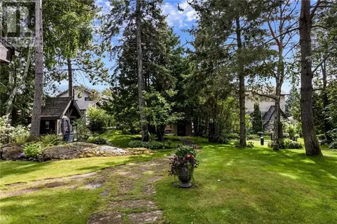 522 Second Avenue S Sudbury ON P3B 3L5