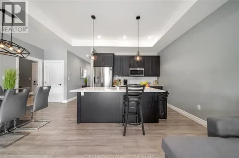 410 Caserta Crescent Lakeshore ON N0R 1Z0