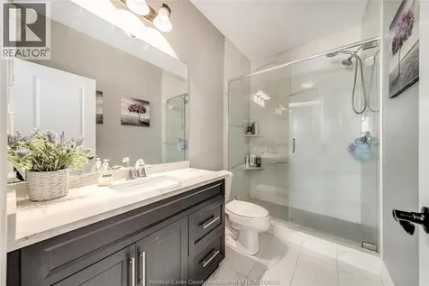 410 Caserta Crescent Lakeshore ON N0R 1Z0