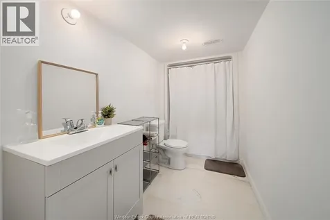 410 Caserta Crescent Lakeshore ON N0R 1Z0