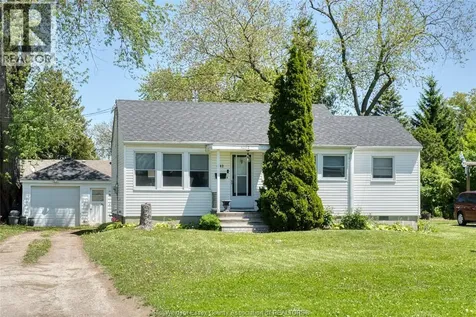 4062 Roseland Drive East Windsor ON N9G 1Y4