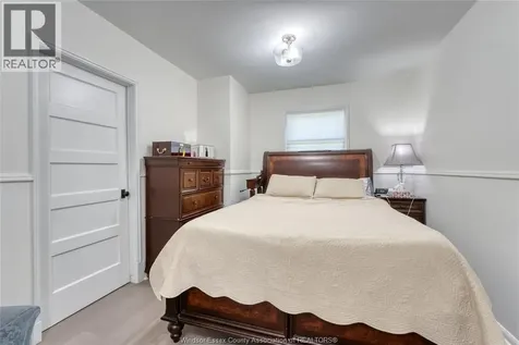 4062 Roseland Drive East Windsor ON N9G 1Y4