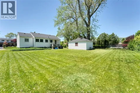 4062 Roseland Drive East Windsor ON N9G 1Y4
