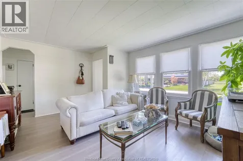 4062 Roseland Drive East Windsor ON N9G 1Y4