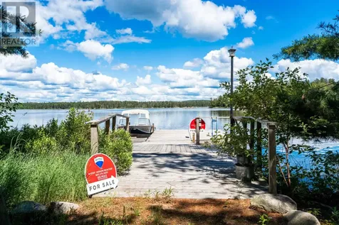 G-1425 Ben Island, Rainy Lake Island Fort Frances ON P0W 1H0